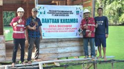 PT BSJ Serahkan Bantuan Karamba Kepada Kelompok Nelayan Mutiara Desa Boedingi